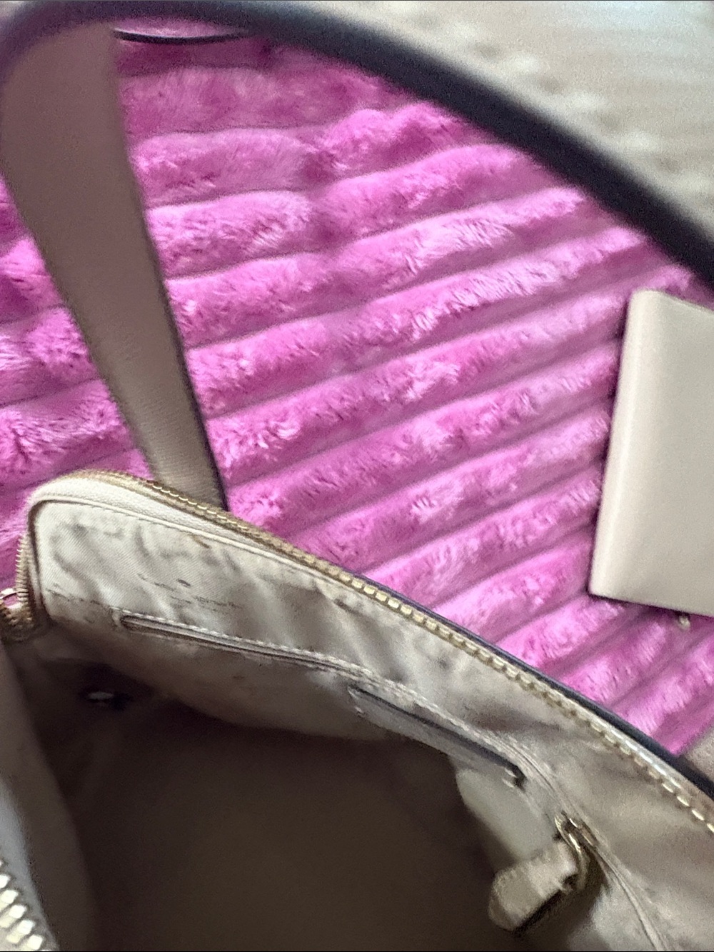 kate spade light taupe saffiano dome satchel with matching wallet - Picture 5 of 5